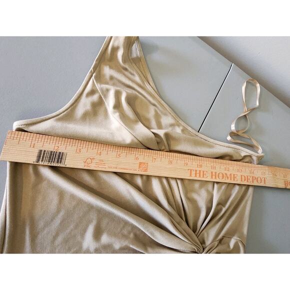 Laila Azhar One Shoulder Blouse Size Medium Gold Silk Sleeveless - Picture 5 of 7